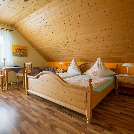 Rum i privatbostad Gaestehaus Moni Jaeger Weyher