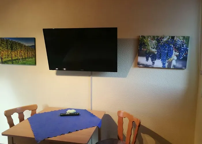 Gaestehaus Moni Jaeger Kwatera prywatna Weyher